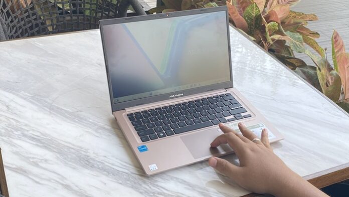 Review ASUS Vivobook 14 A1404VA thumbnail