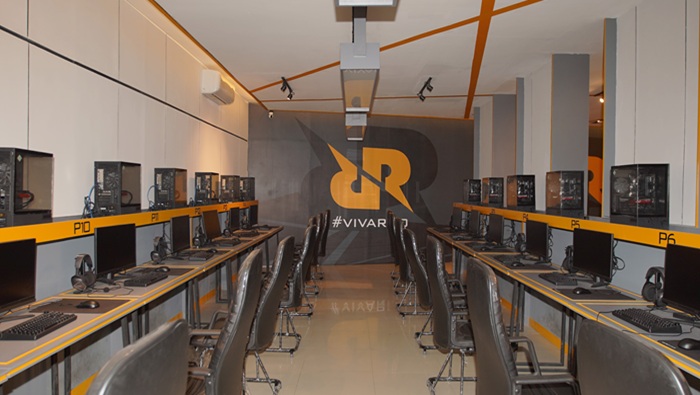 RRQ Arena Bandung ruang pc