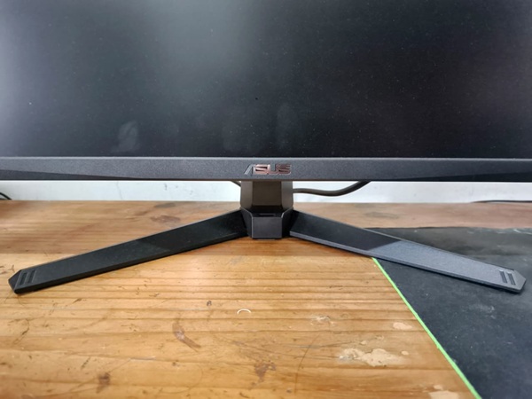 Review TUF Gaming VG259QMR5A Bagian Kaki