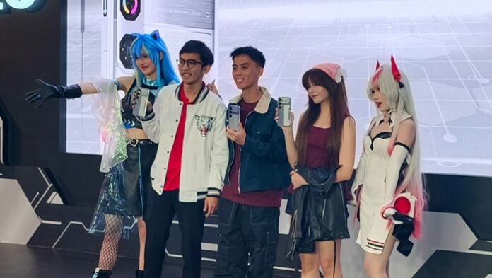 Nubia Neo 5 GT, Smartphohe Gaming dengan Cooling Fan Internal