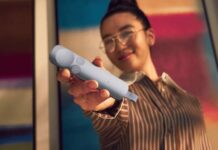 Perangkat Presenter Premium Spotlight 2 Hadir di Indonesia Perangkat Presenter Premium Spotlight 2 Hadir di Indonesia
