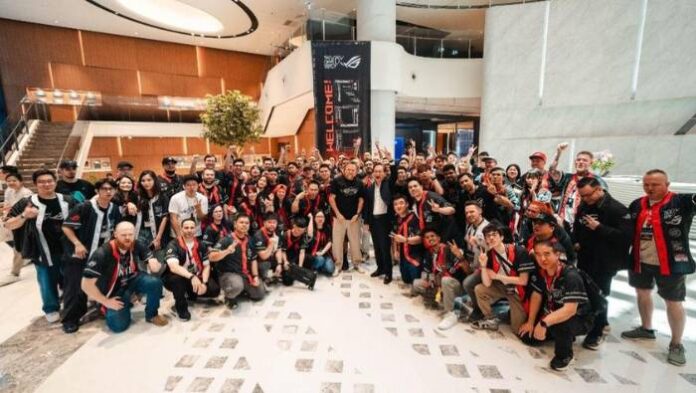 ROG Homecoming Rayakan 20 Tahun Bersama 70 Fans Global